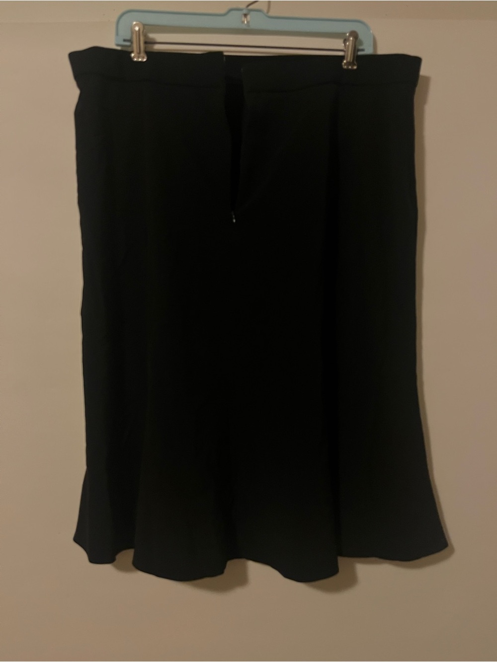 COURTENAY Women’s Black Ruffle Hem Skirt Size 16W Zip Back - Picture 5 of 7